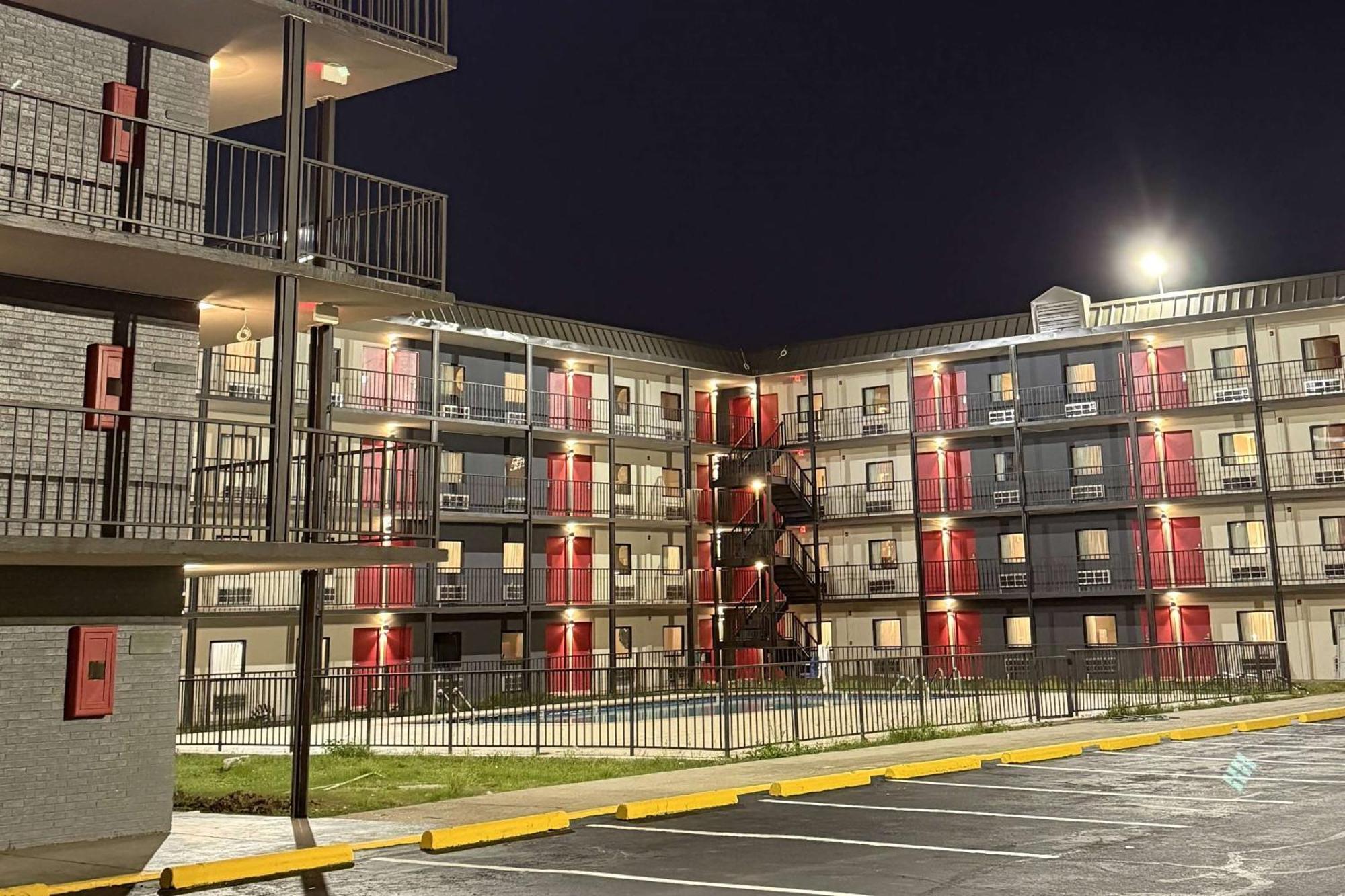 Days Inn By Wyndham Kenner/New Orleans Airport South Exterior foto